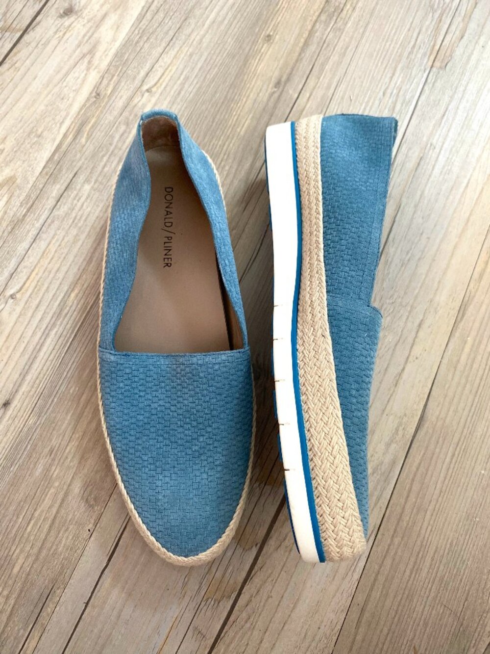 Donald Pliner Blue Espadrille Slip-On Sneakers Size 6.5